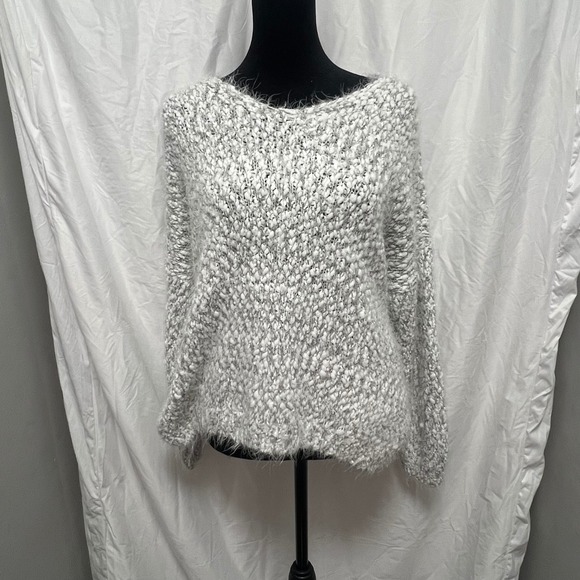 Altar'd State Sweaters - Altar'd State Women's Popcorn Knit
Fuzzy Sweater S/M Gray White
Chunky Cozy Soft